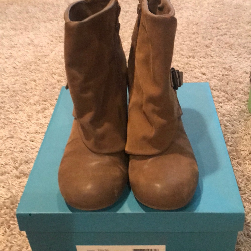 Blowfish wedge shirt boot